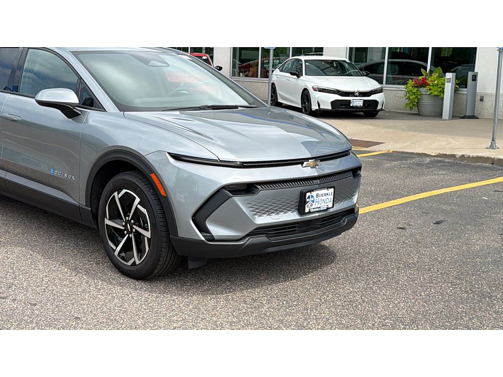 2025 Chevrolet Equinox EV LT 1