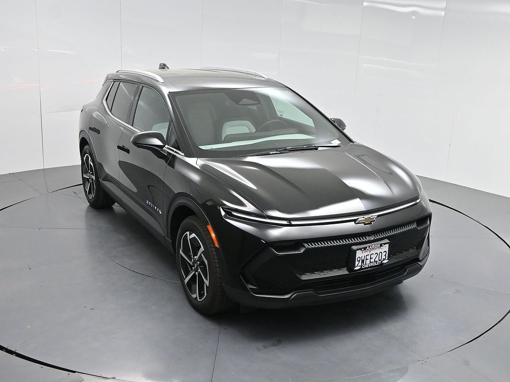 2026 Chevrolet Equinox EV LT 2