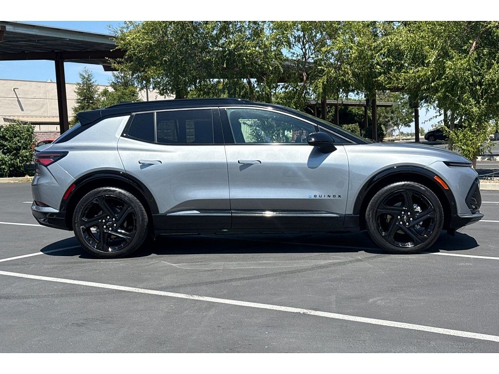 2024 Chevrolet Equinox EV 2RS Launch Edition