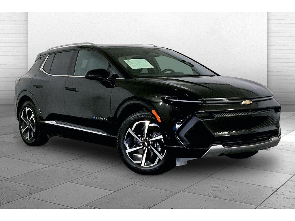 2025 Chevrolet Equinox EV LT 2