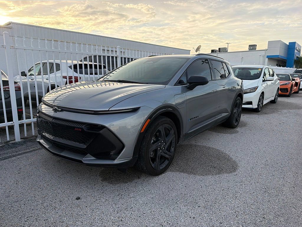 2025 Chevrolet Equinox EV RS