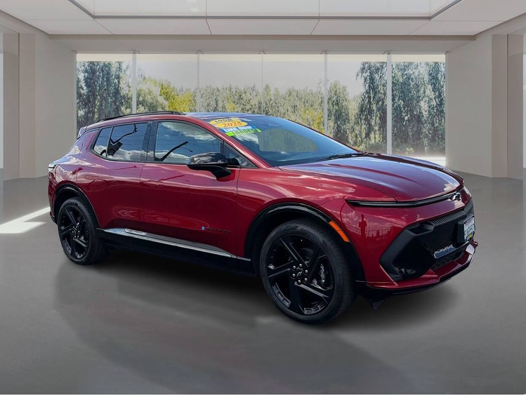 2025 Chevrolet Equinox EV RS
