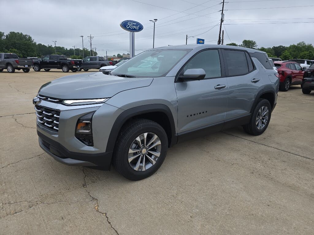 2026 Chevrolet Equinox LT listing photo