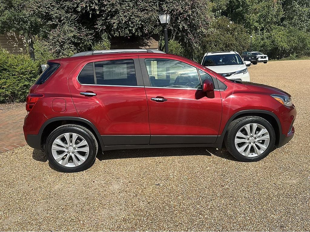 2019 Chevrolet Trax - Image 1
