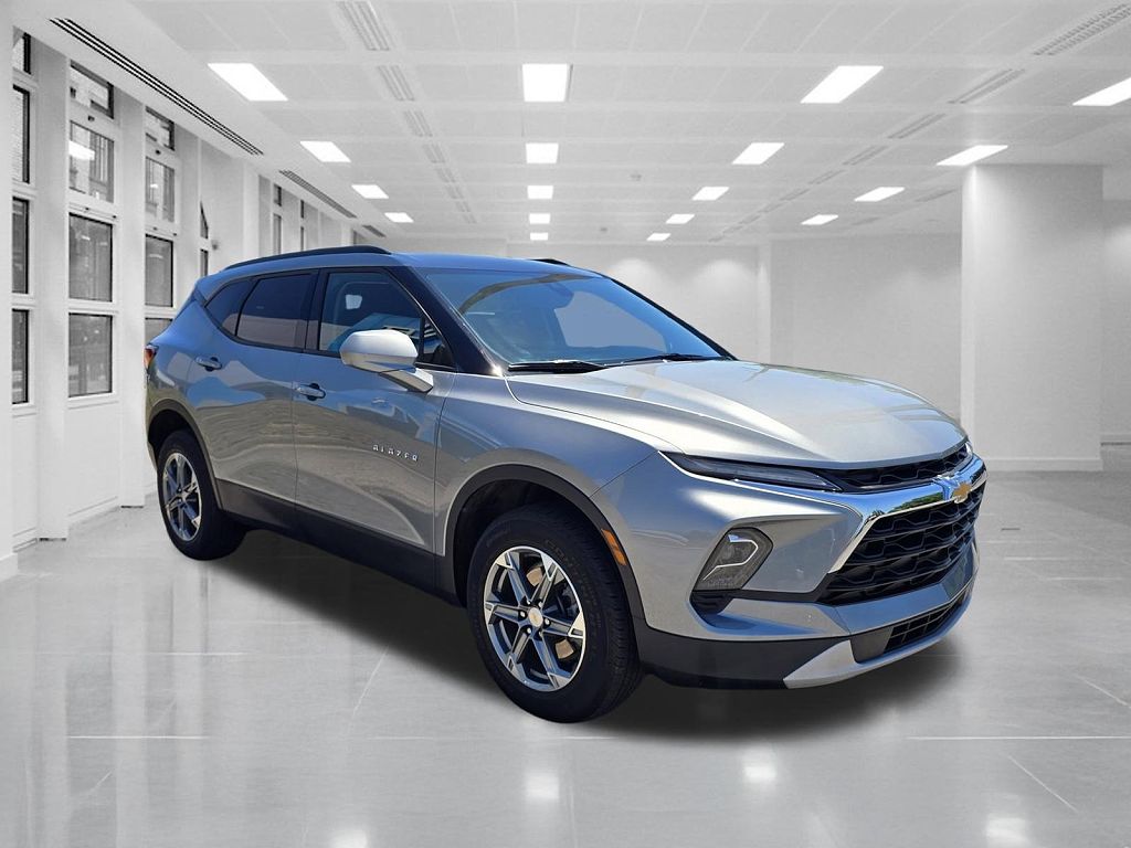 2024 Chevrolet Blazer 2LT