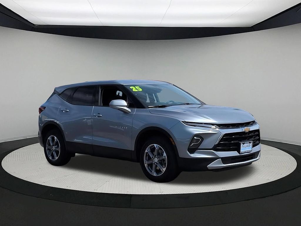 2025 Chevrolet Blazer 2LT