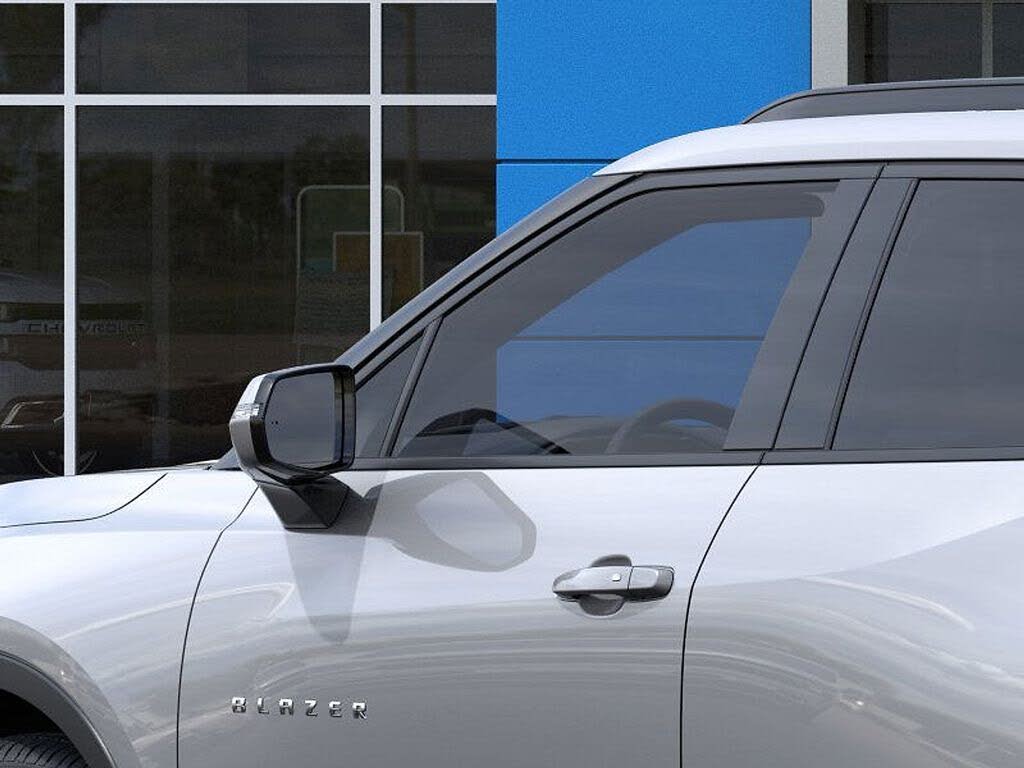 Chevrolet Blazer 3LT 2023 — миниатюра 12