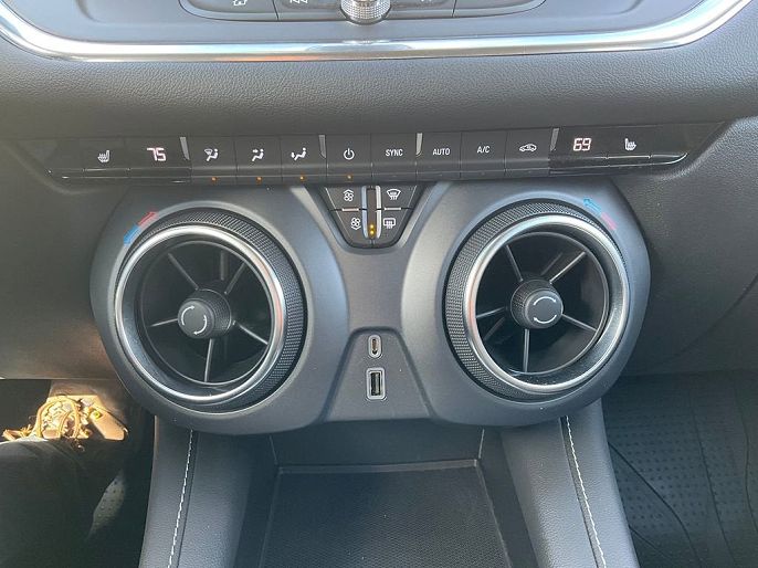 Chevrolet Blazer 3LT 2023 — миниатюра 11