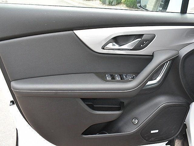 Chevrolet Blazer 3LT 2025 — миниатюра 12