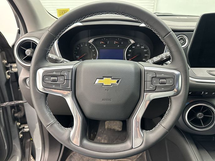 Chevrolet Blazer 3LT 2023 — миниатюра 16