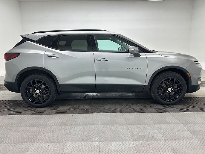 Chevrolet Blazer 3LT 2023 — миниатюра 8