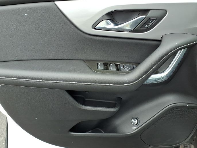 Chevrolet Blazer 3LT 2023 — миниатюра 11