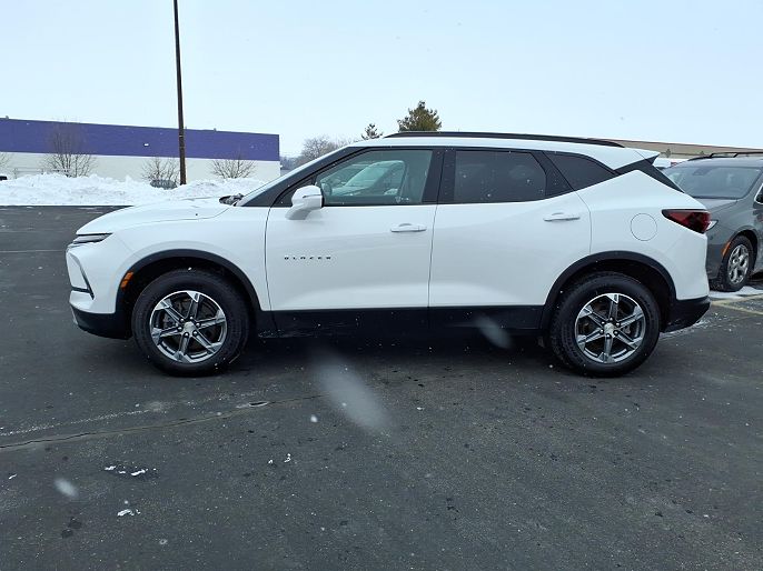 Chevrolet Blazer 3LT 2023 — миниатюра 3