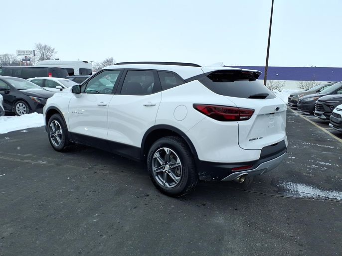 Chevrolet Blazer 3LT 2023 — миниатюра 4