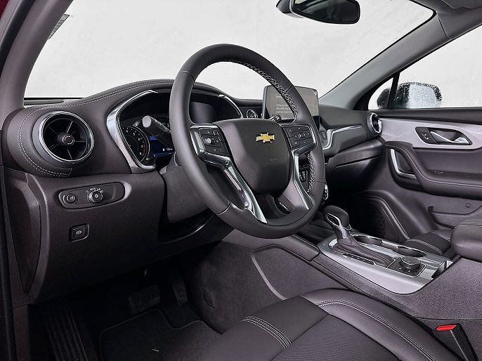 Chevrolet Blazer 3LT 2025 — миниатюра 9