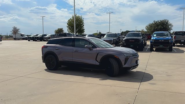 Chevrolet Blazer EV LT 2026 — миниатюра 3