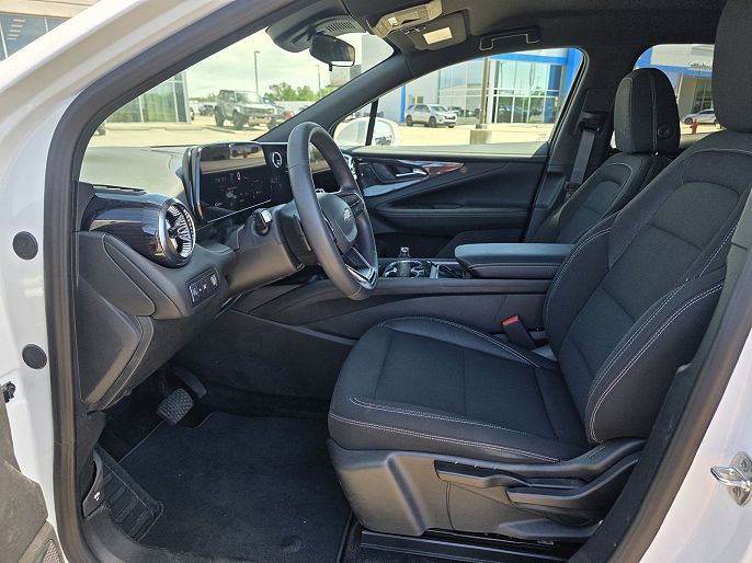 Chevrolet Blazer EV LT 2026 — миниатюра 13