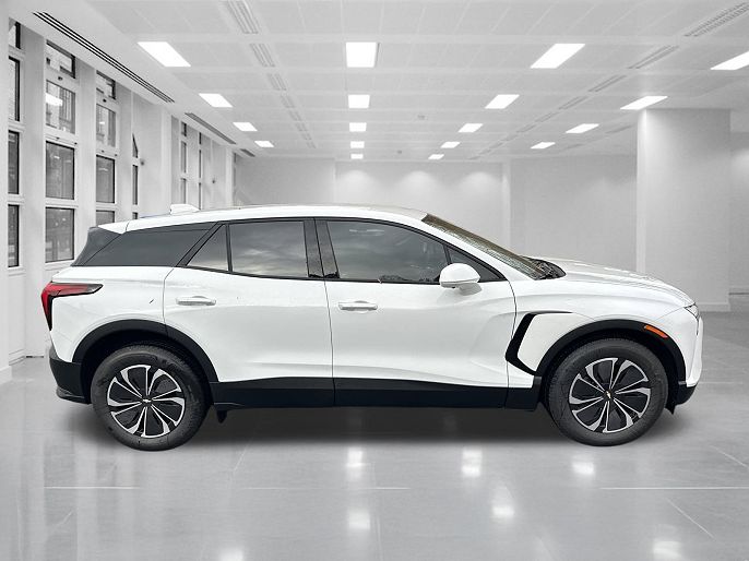Chevrolet Blazer EV LT 2026 — миниатюра 4