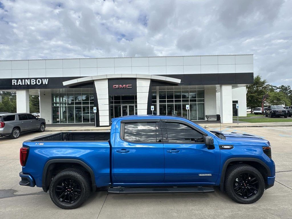 2023 GMC Sierra 1500 Elevation