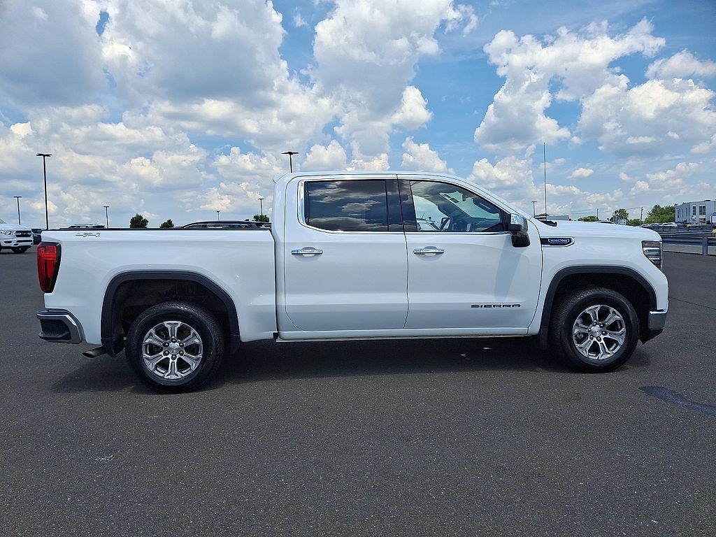 2025 GMC Sierra 1500 4WD Crew Cab Short Box SLT