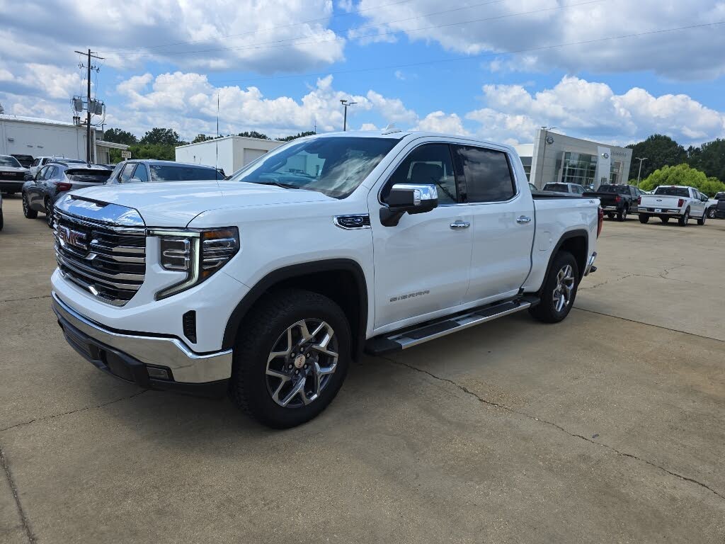 2026 GMC Sierra 1500 SLT