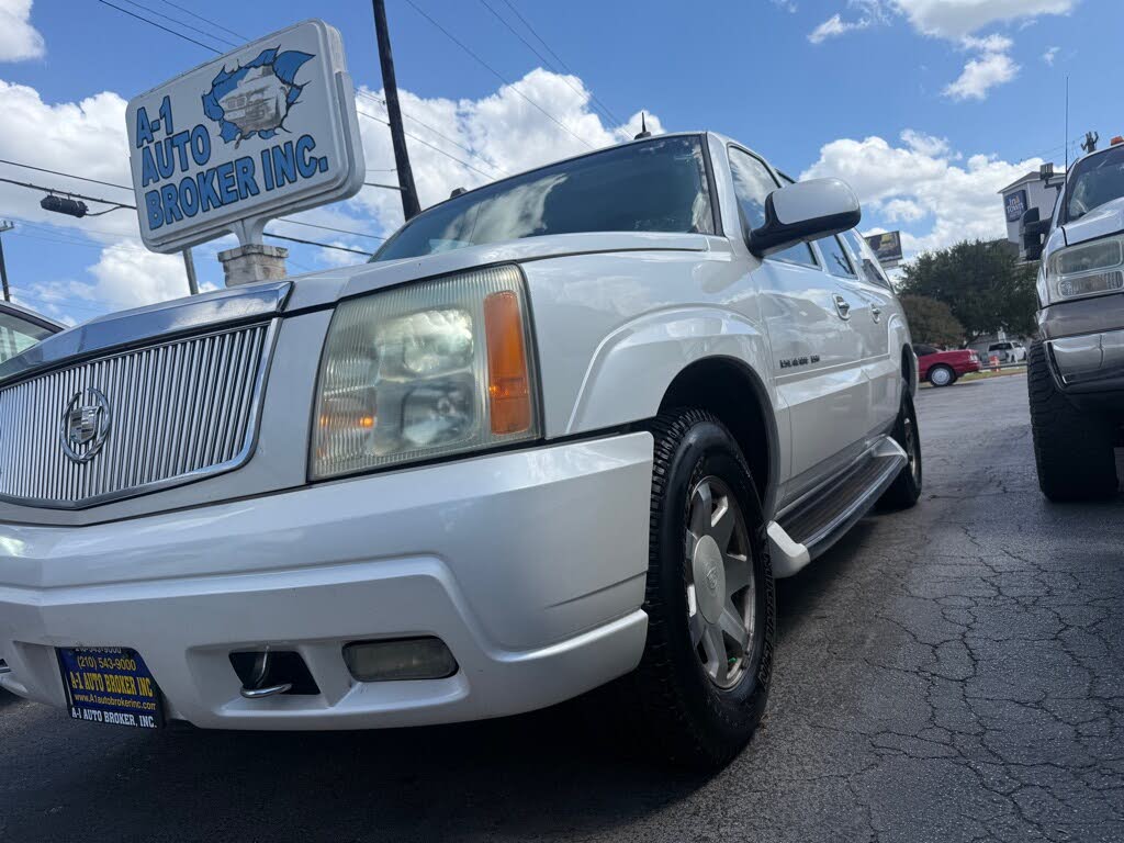 2004 Cadillac Escalade ESV
