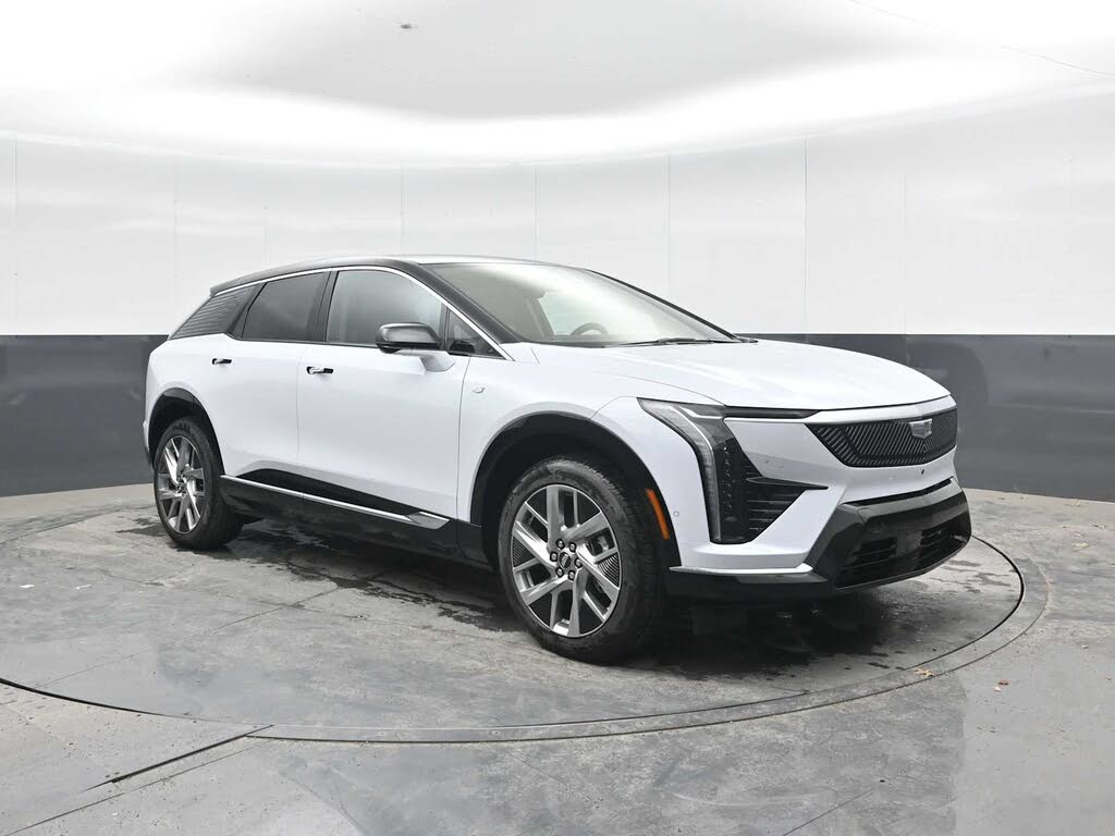 2027 Cadillac OPTIQ Luxury