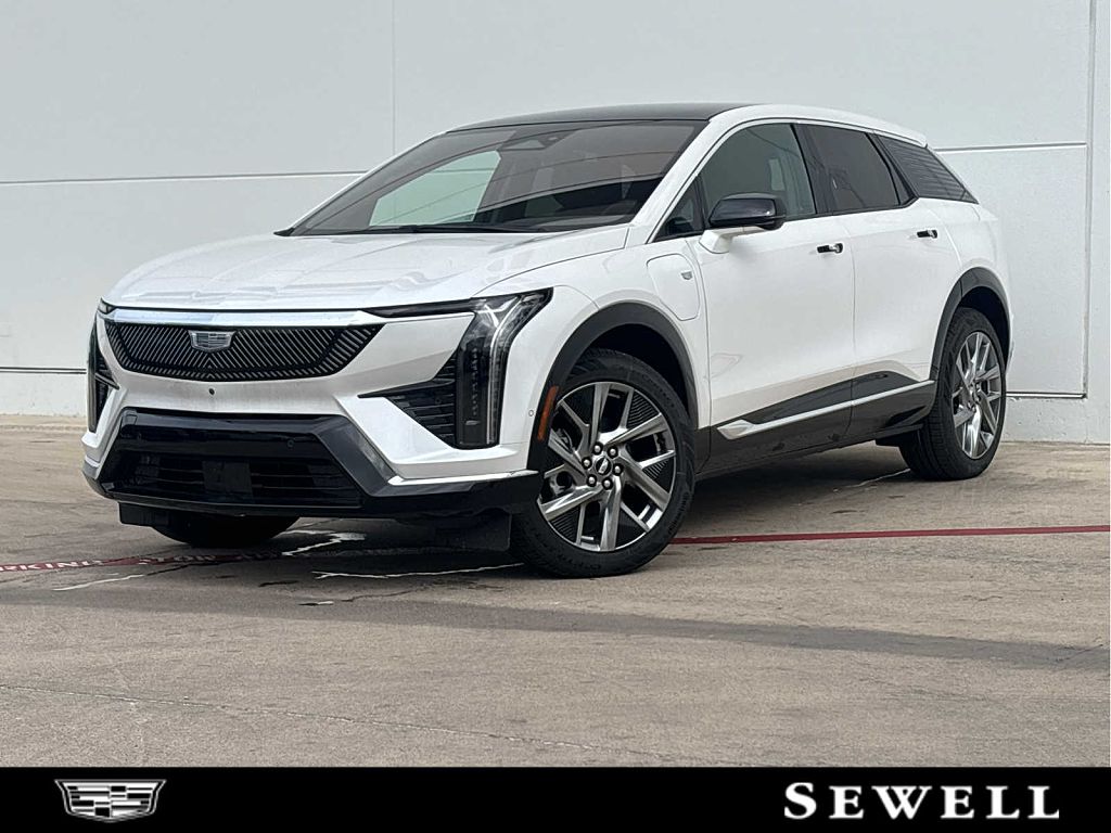 2025 Cadillac Optiq Luxury 1