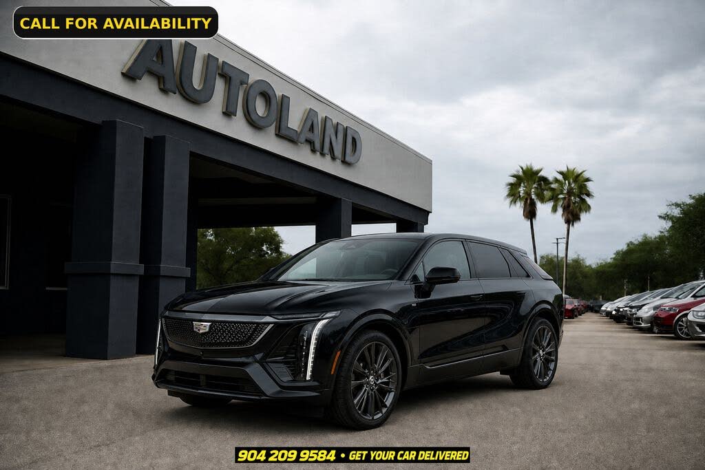 2025 Cadillac Optiq Sport 2
