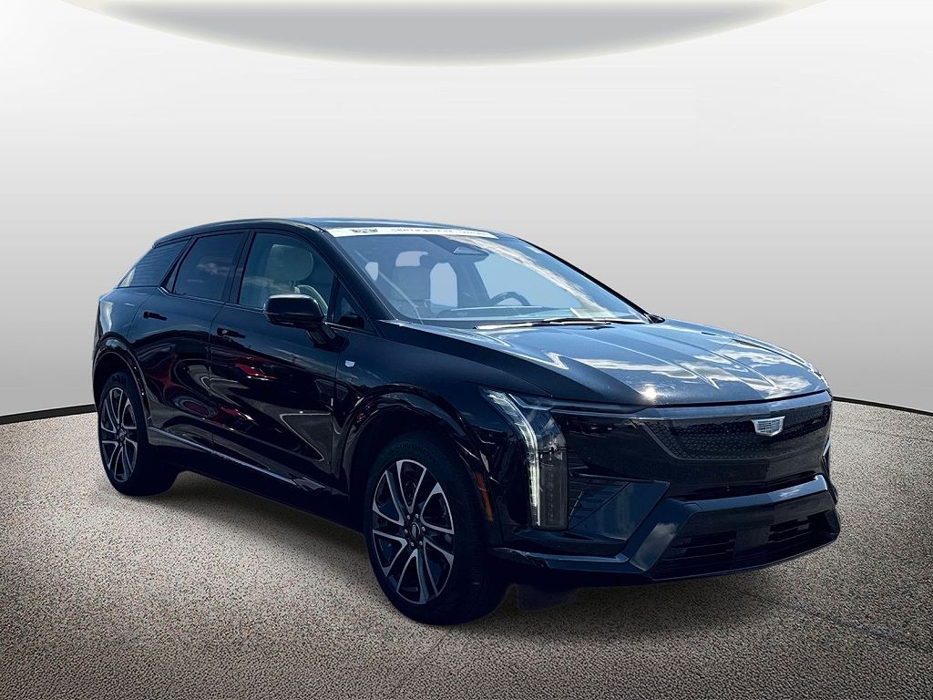2025 Cadillac Optiq Sport 2