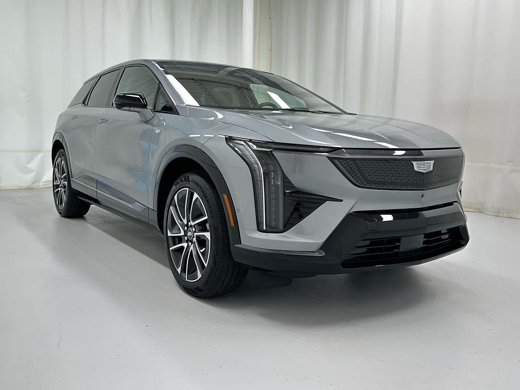 2025 Cadillac Optiq Sport 2