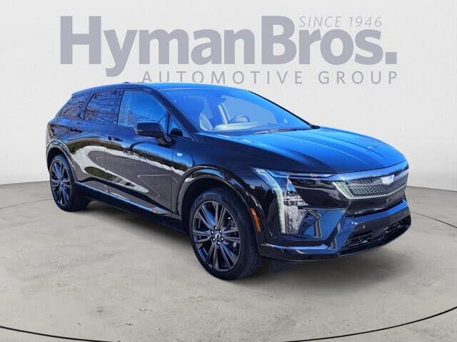2025 Cadillac Optiq Sport 2