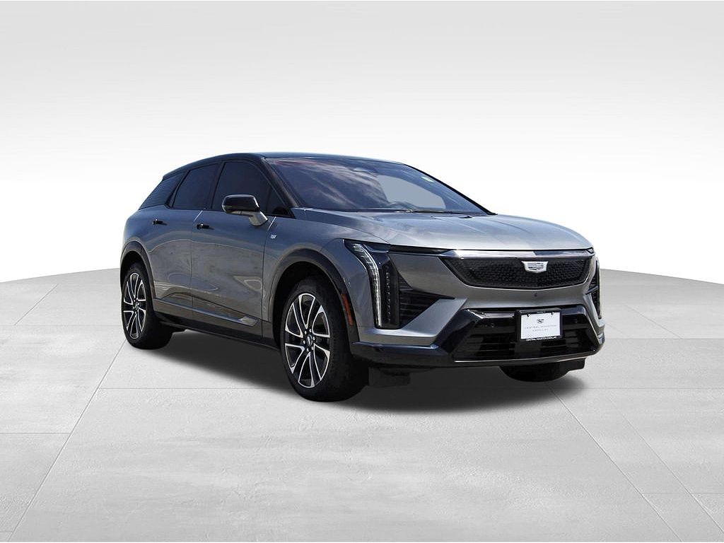 2025 CADILLAC OPTIQ Sport 2