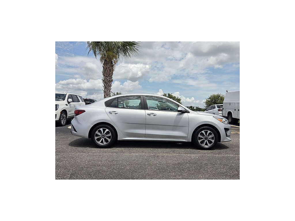2022 Kia Rio LX