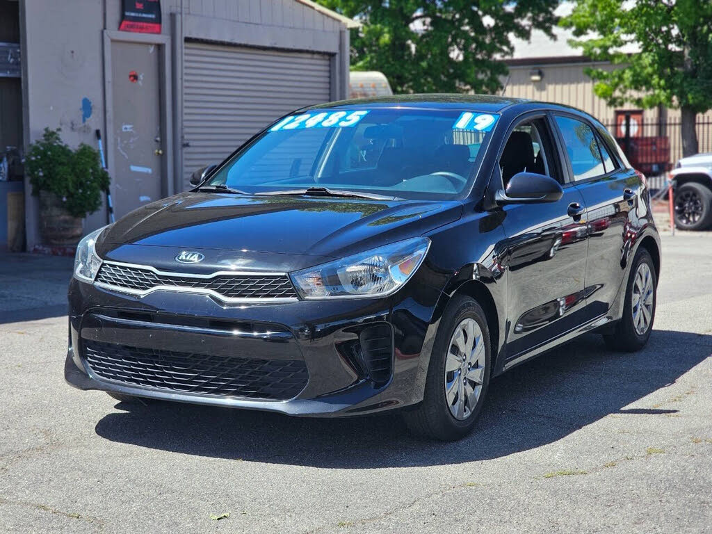 2019 Kia Rio 5-Door S