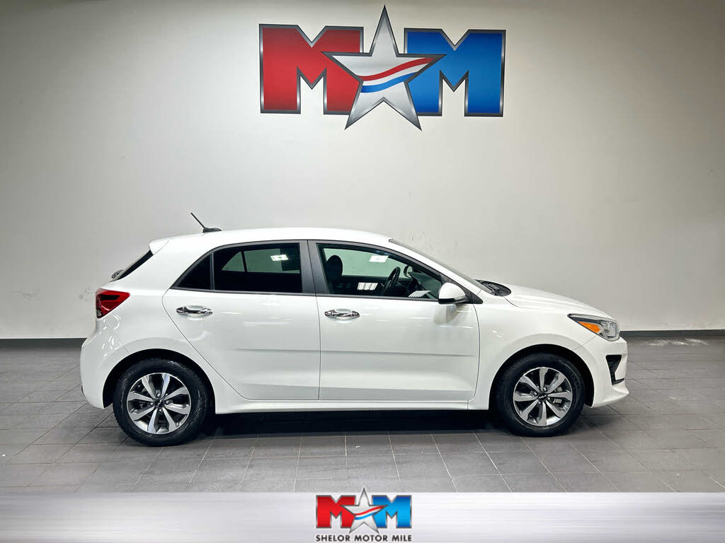 2022 Kia Rio 5-Door S