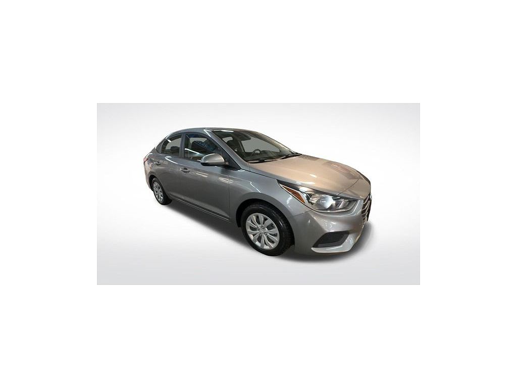 2022 Hyundai Accent SE