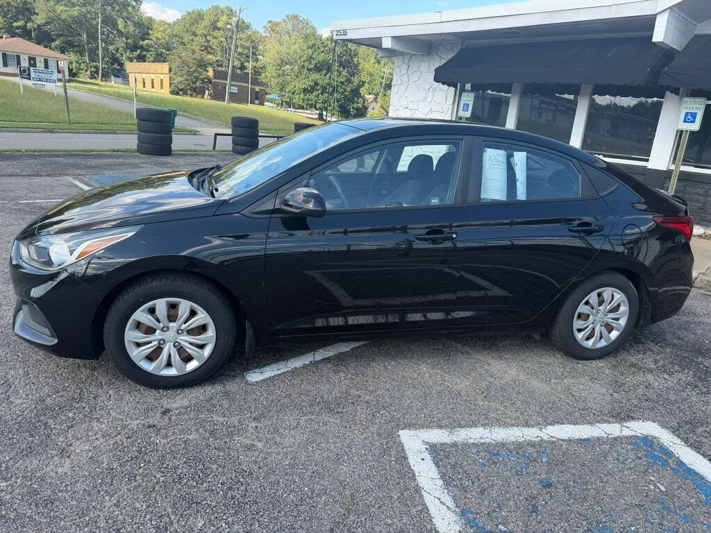 2020 Hyundai Accent SE