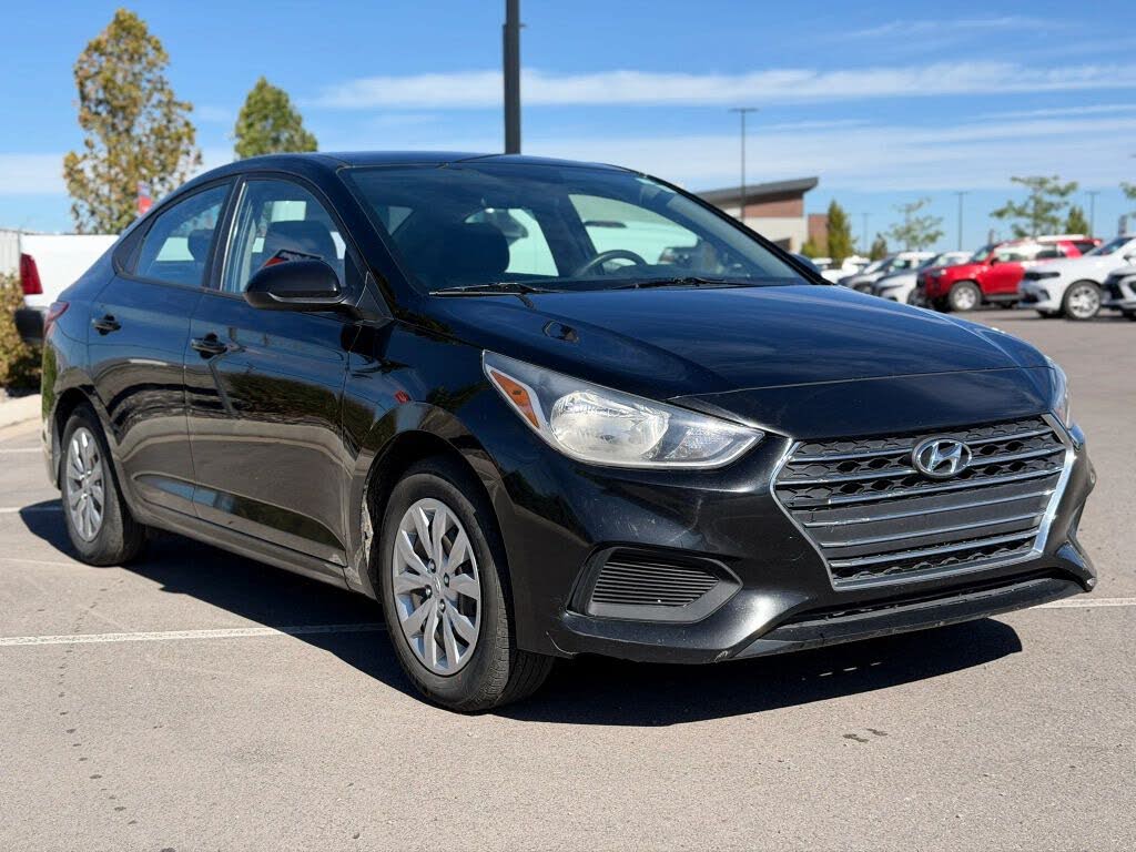 2022 Hyundai Accent SE