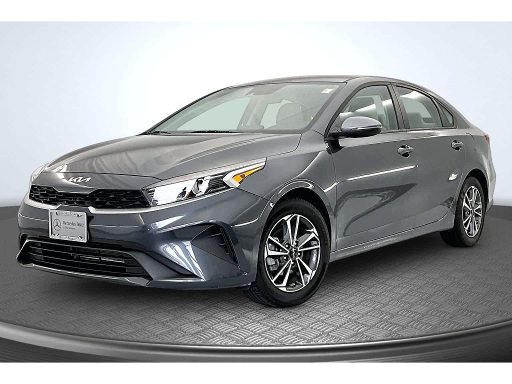 2023 Kia Forte LX