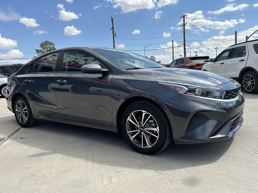 2023 Kia Forte LXS