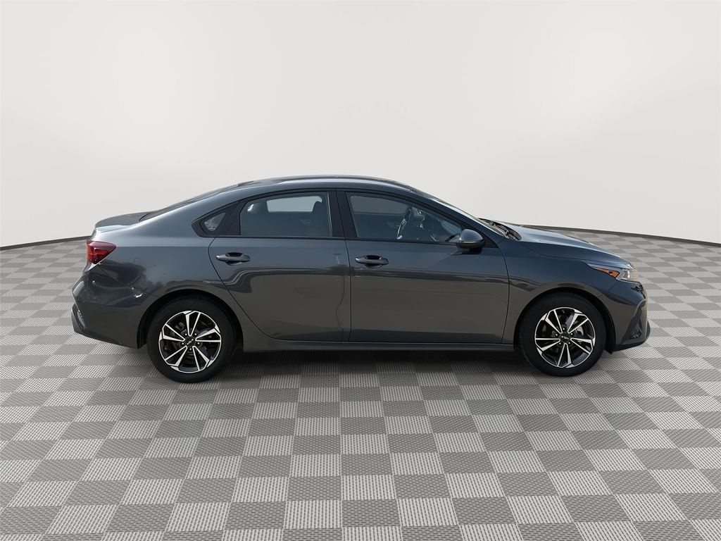 2024 Kia Forte LX