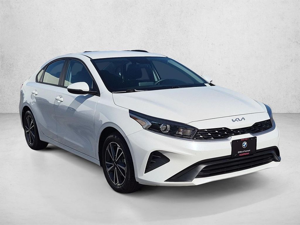 2023 Kia Forte LX