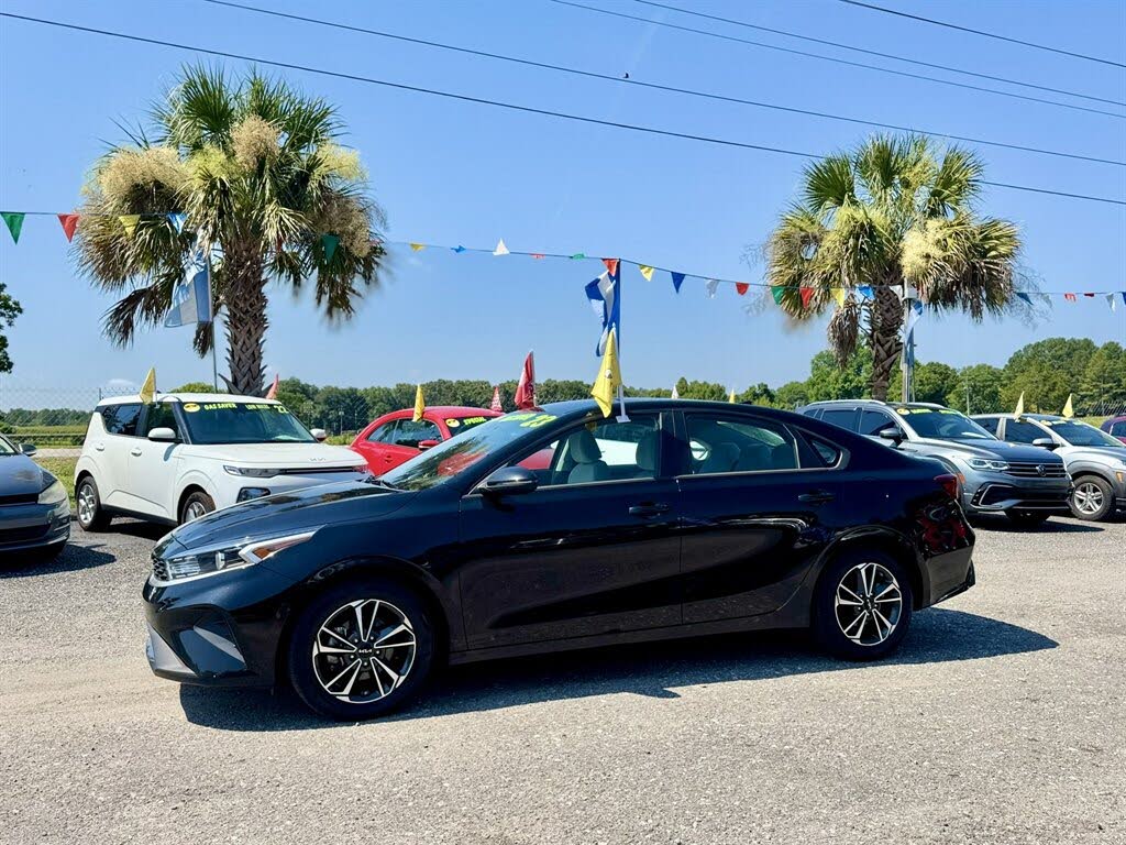 2023 Kia Forte LXS