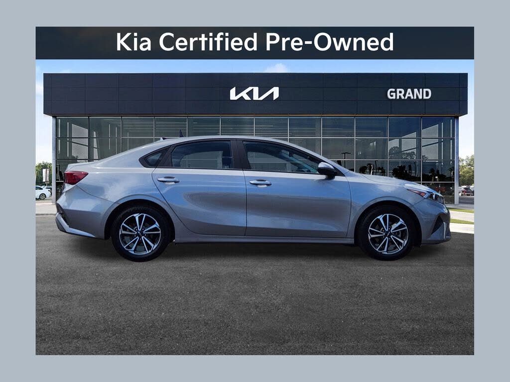 2023 Kia Forte LX