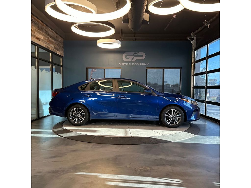 2023 Kia Forte LX