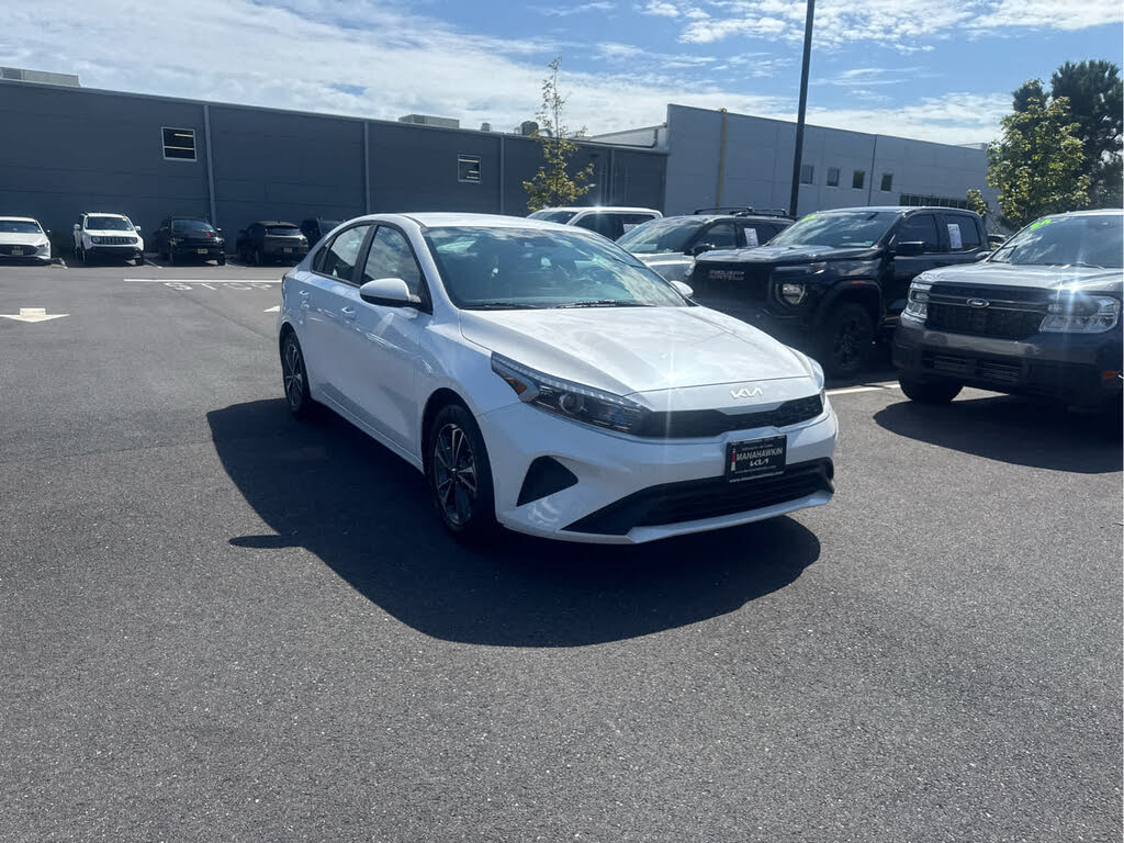 2024 Kia Forte LX