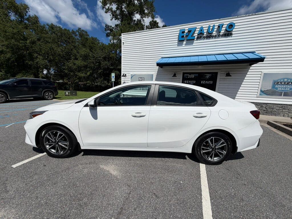 2023 Kia Forte LX