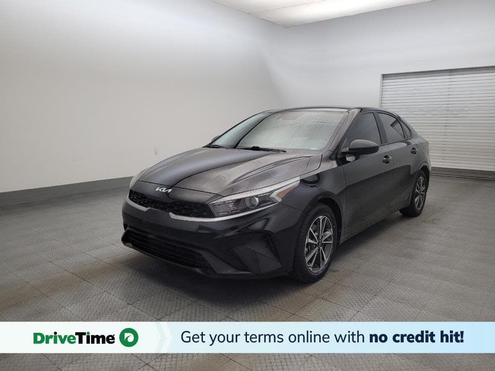 2022 Kia Forte FE