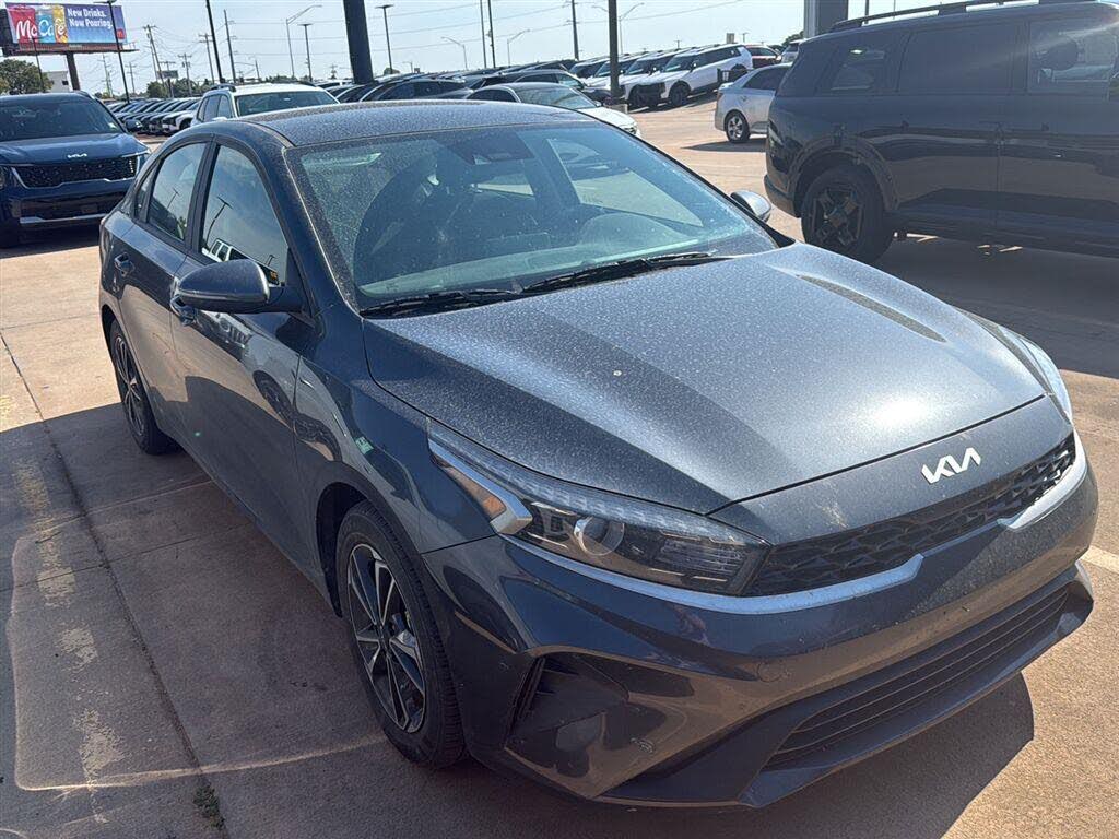 2023 Kia Forte LX